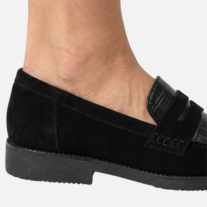 Mocasines slip-on casuales con efecto cocodrilo y tacón bloque para mujer
