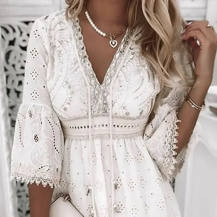 Boho_Minikleid_fuer_Damen_V_Ausschnitt_Spitzen_Glockenaermel_6