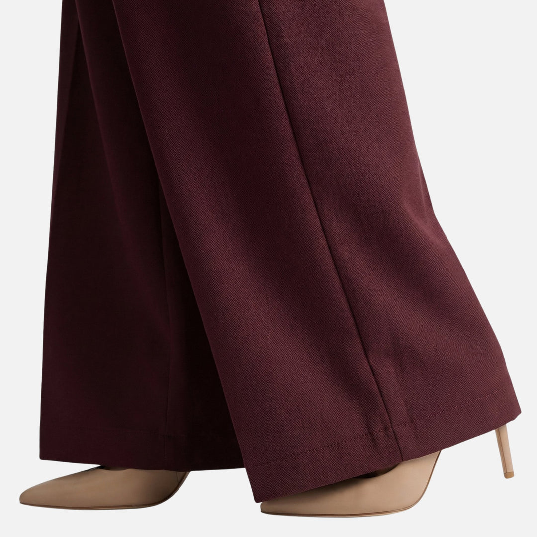 Pantaloni da lavoro con pieghe e taglio ampio da donna