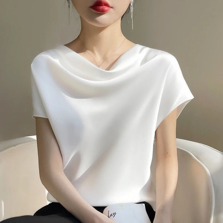 Damen-Bluse-mit-weitem-Ausschnitt-Kurze-Armel.jpg