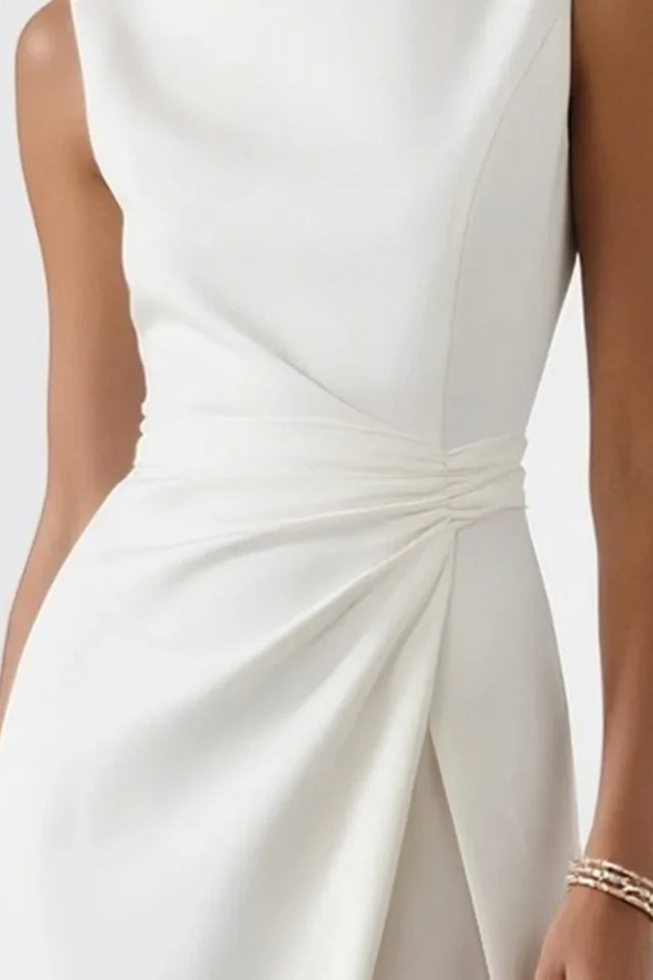 Drapiertes_Maxikleid_fuer_Damen_Aermellos_mit_Taillenraffung_4