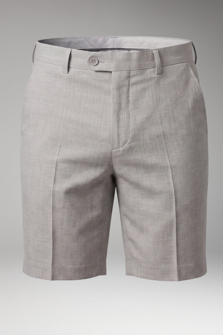 Faltenshorts_fuer_Herren_Knopf_und_Reissverschluss_1
