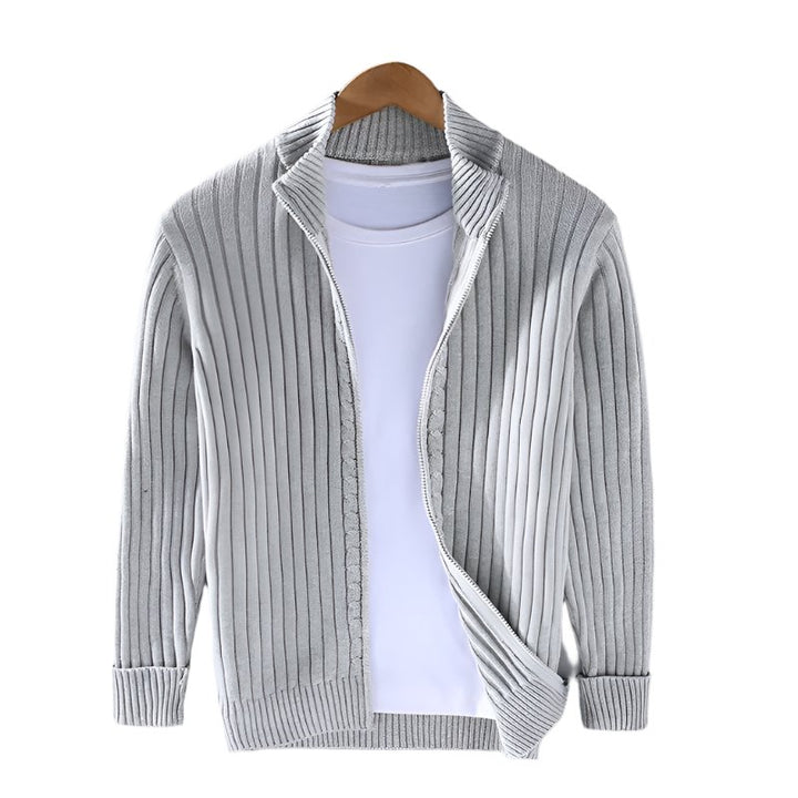 Herren-Strickjacke-Gerippt-Lassig-2.png