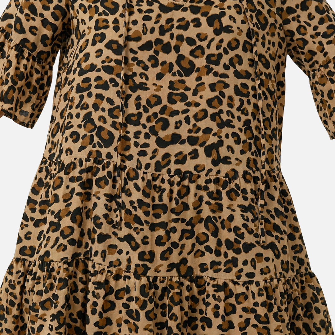 Abito midi fluido con motivo leopardato e scollo a V da donna