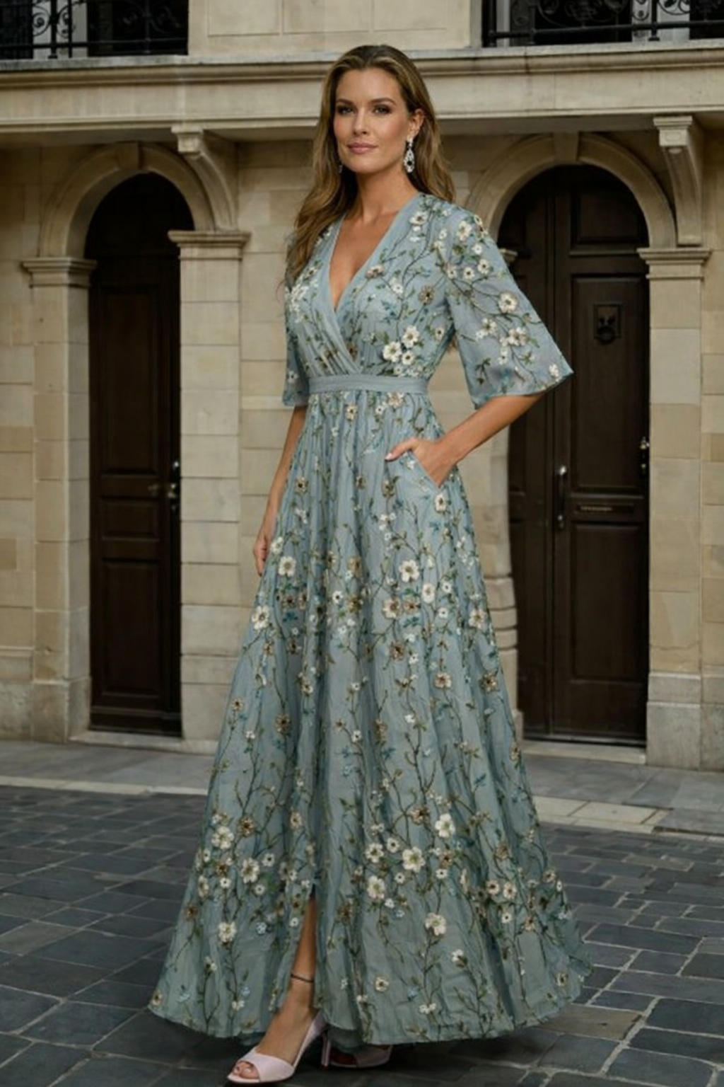 Abito boho con ricamo floreale di paillettes e scollo a V da donna