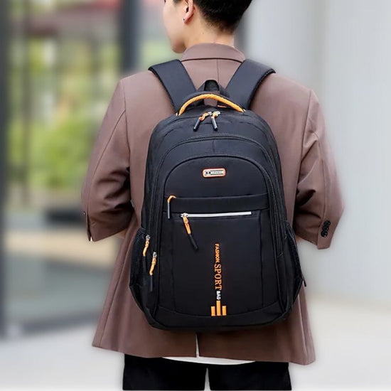 Funktionaler_Wasserdichter_Rucksack_Geraumige_Facher_Alltagstauglic_1