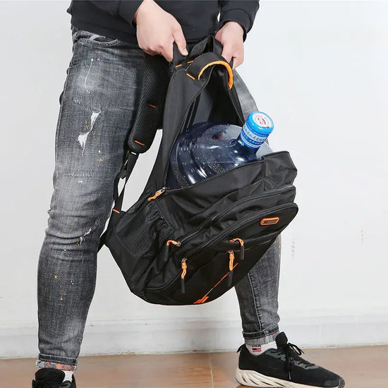Funktionaler_Wasserdichter_Rucksack_Geraumige_Facher_Alltagstauglic_2