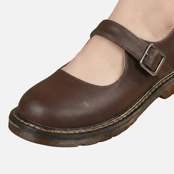 Classiche scarpe Mary Jane con cinturino e suola piatta da donna