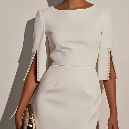 Kleid_fuer_Damen_Schlitzaermel_mit_Rundhalsausschnitt_1