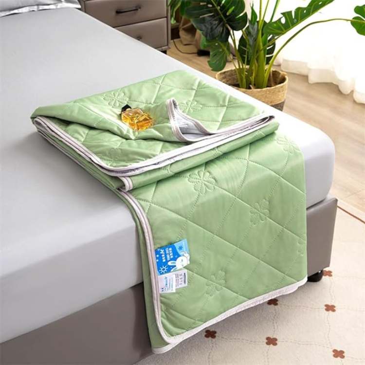 Kuhlende_Sommer_Bettdecke_fur_erholsamen_Schlaf_5