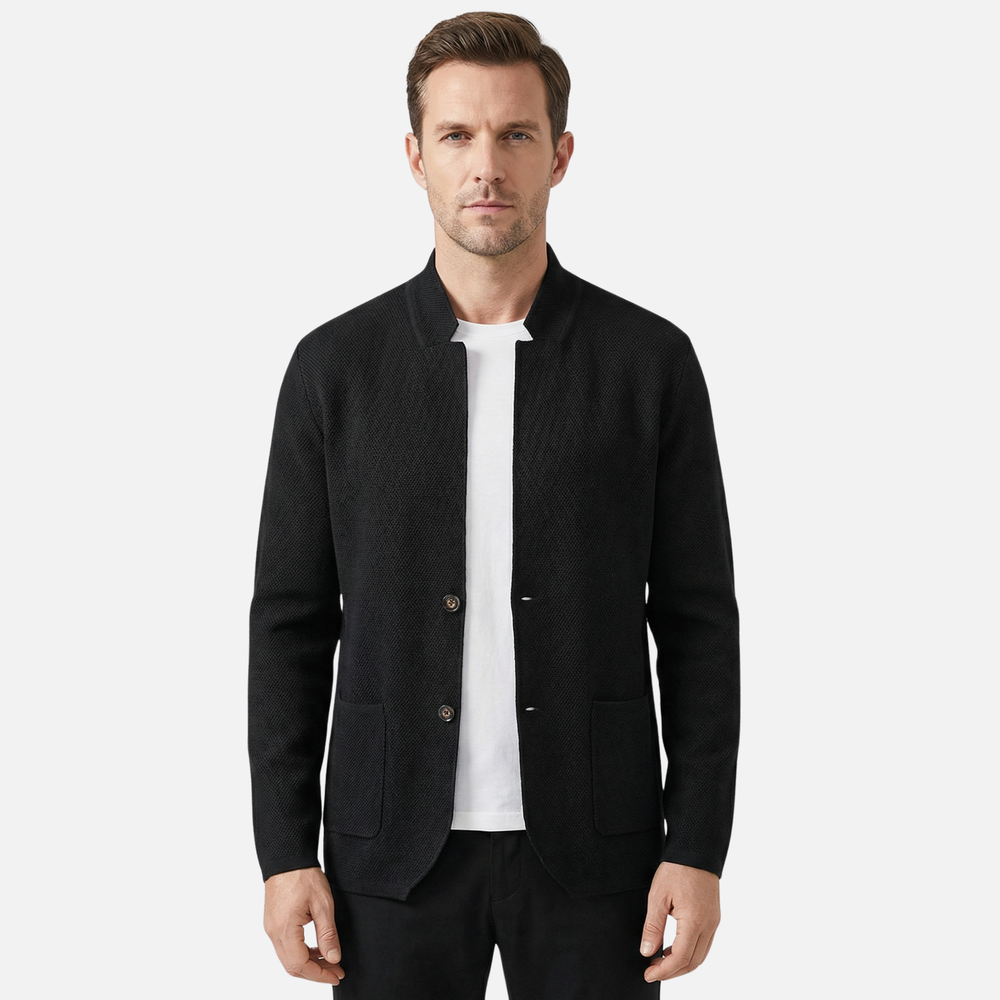Casual men's knit cardigan – lightweight layer with button placket