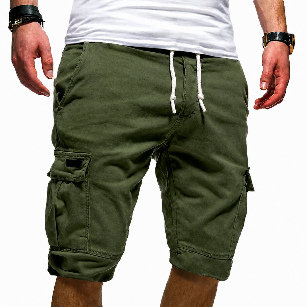 Leichte_Cargo_Shorts_fuer_sommerliche_Wanderungen_fuer_Herren_6