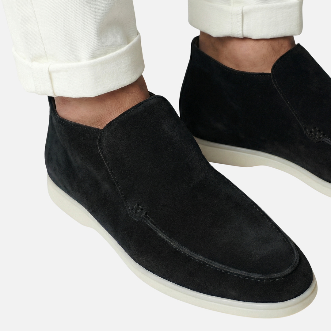 Lightweight men's suede moccasin ankle boots with white sole