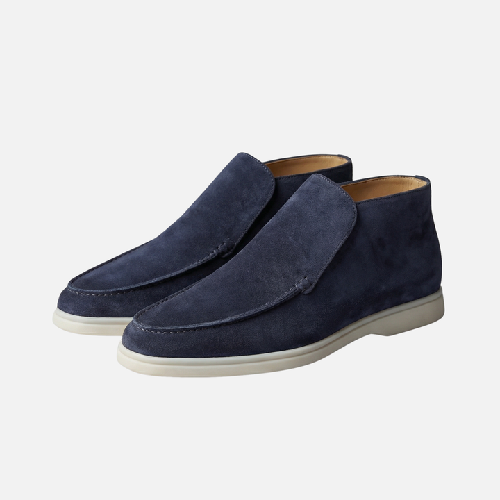 Lightweight men's suede moccasin ankle boots with white sole
