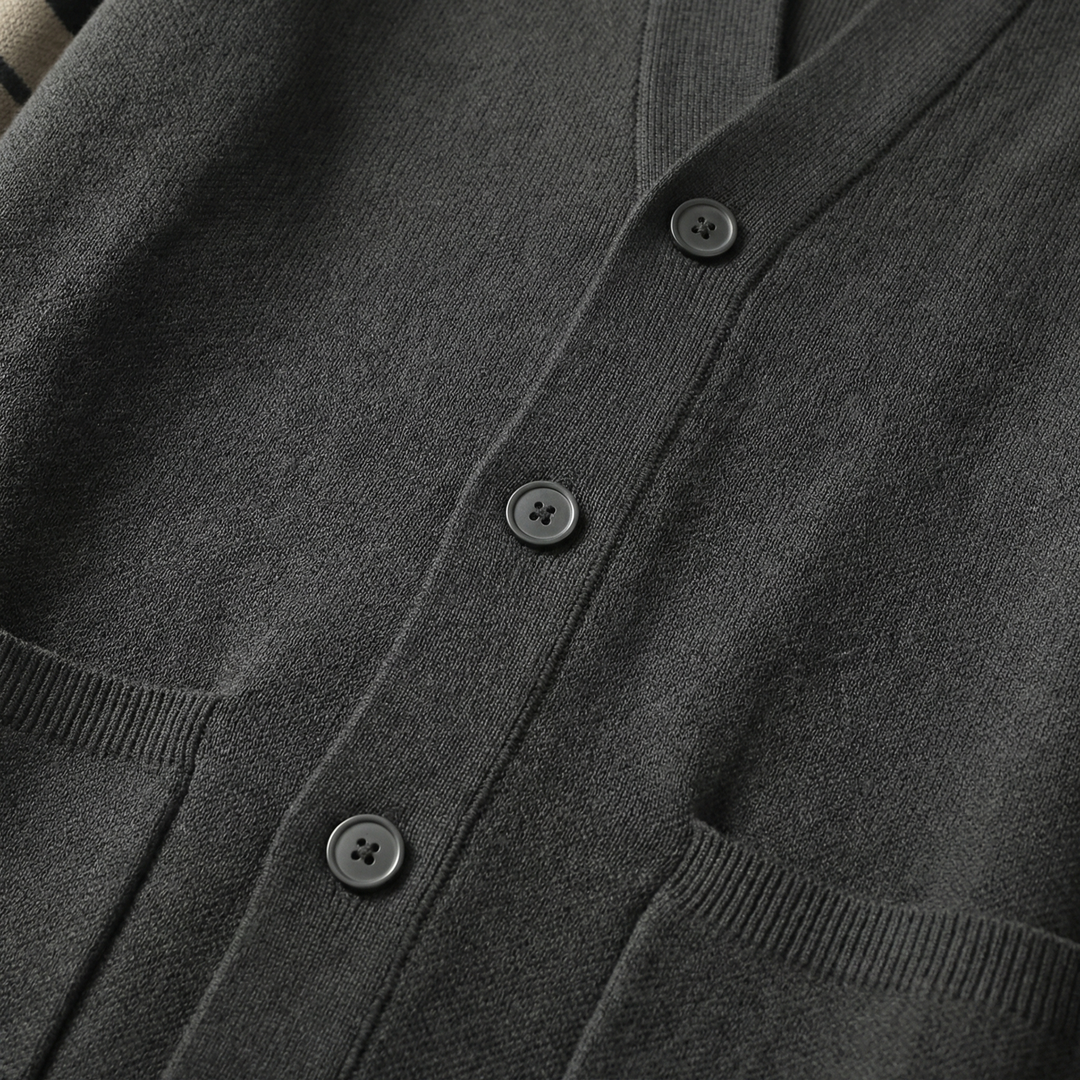 Light tailored merino cardigan with pockets for men