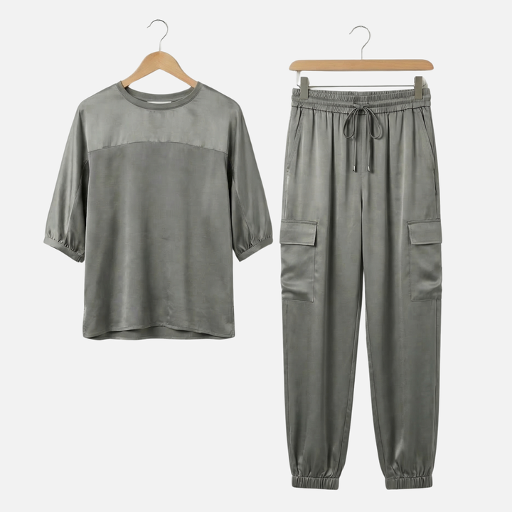 Leichtes Satin Set – Kurzarmbluse und lange Hose für Damen