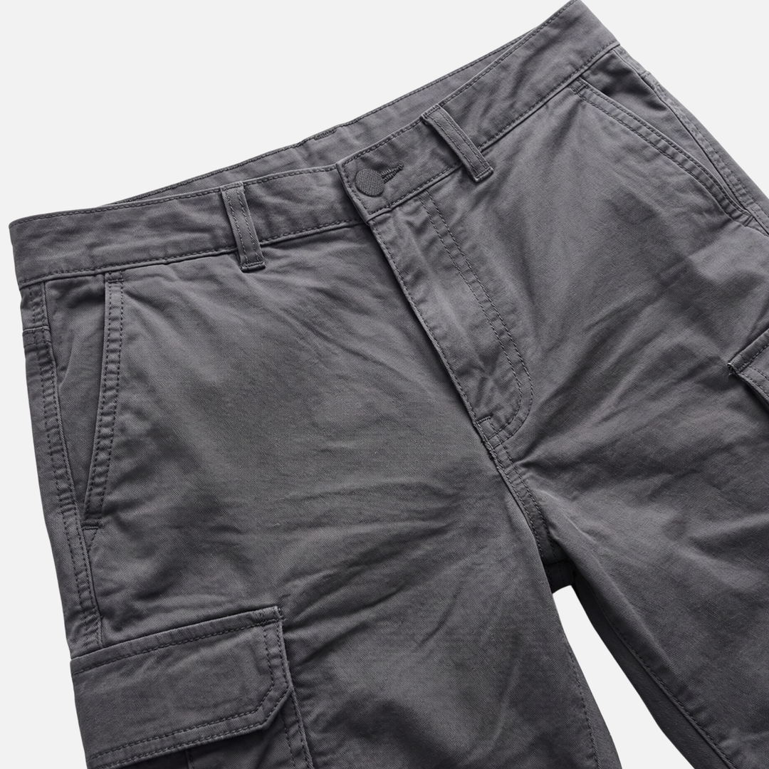 Locker cut cotton blend cargo shorts with side pockets for men