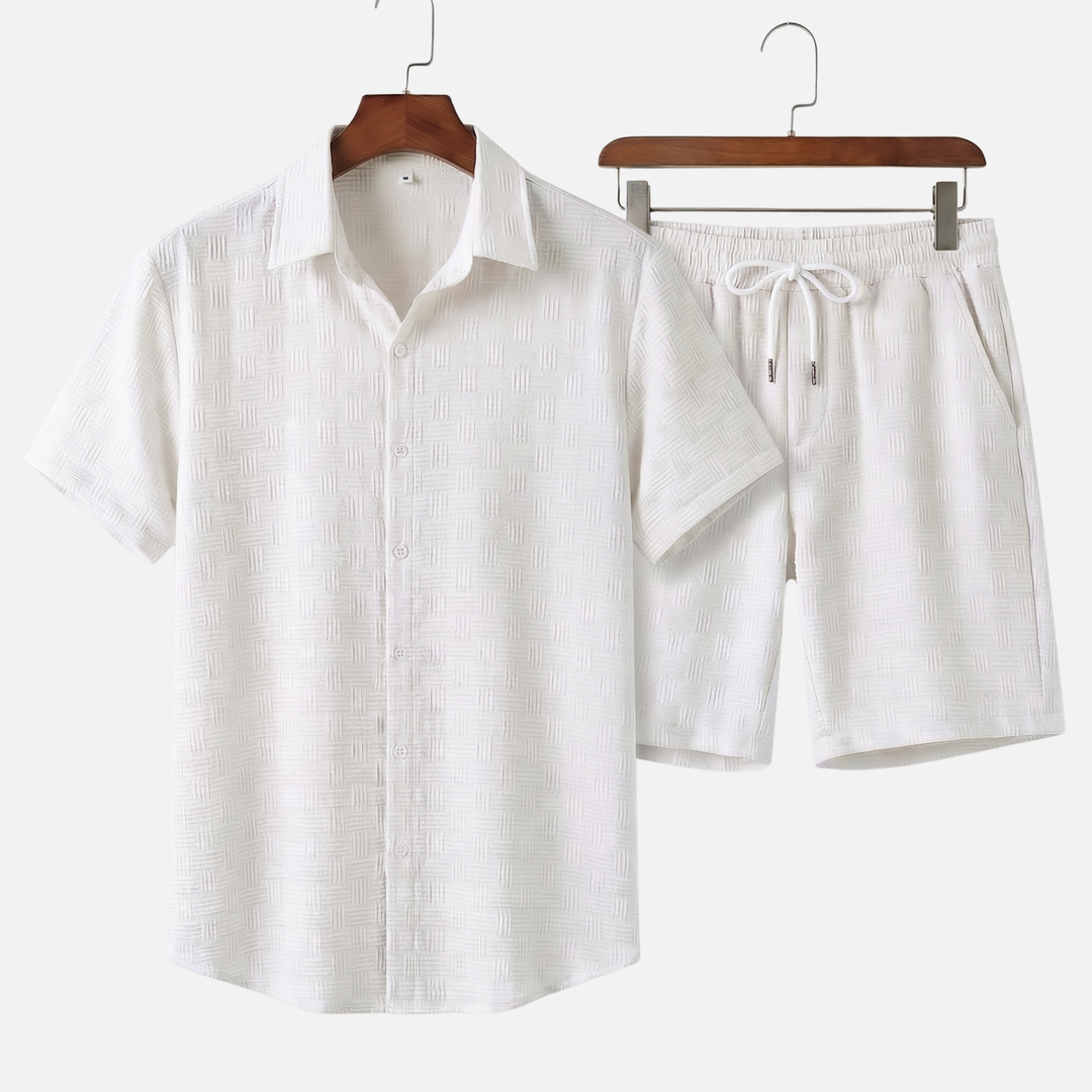 Set camicia ampia e pantaloncini con tasca sul petto e vita da uomo