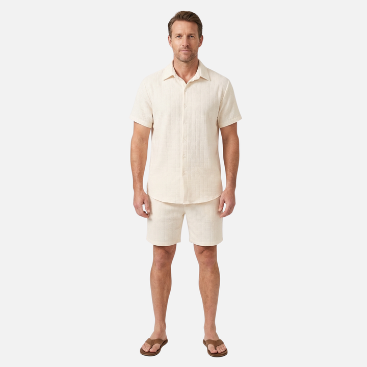 Set camicia ampia e pantaloncini con tasca sul petto e vita da uomo