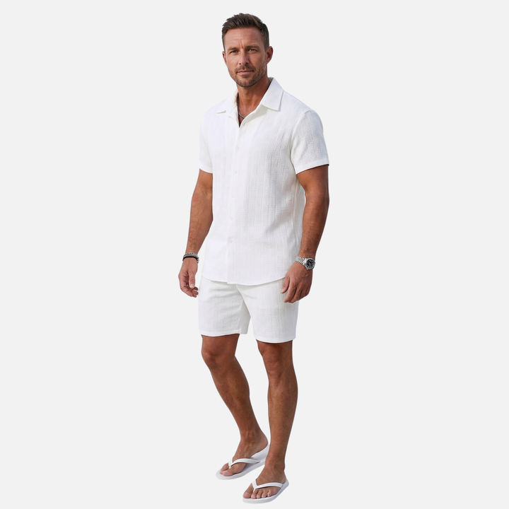 Set camicia ampia e pantaloncini con tasca sul petto e vita da uomo