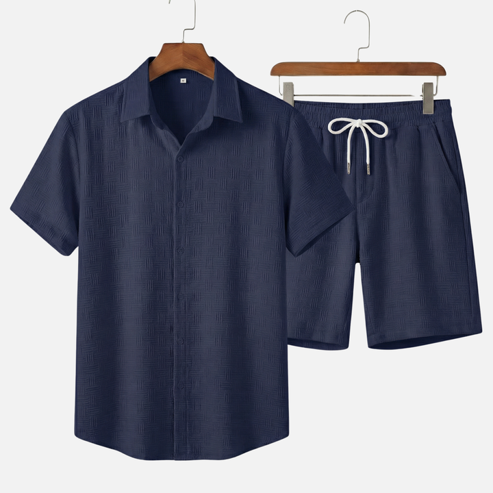 Set camicia ampia e pantaloncini con tasca sul petto e vita da uomo