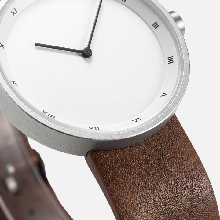 Nordic Minimalist Style Watch with Metal Case for Men