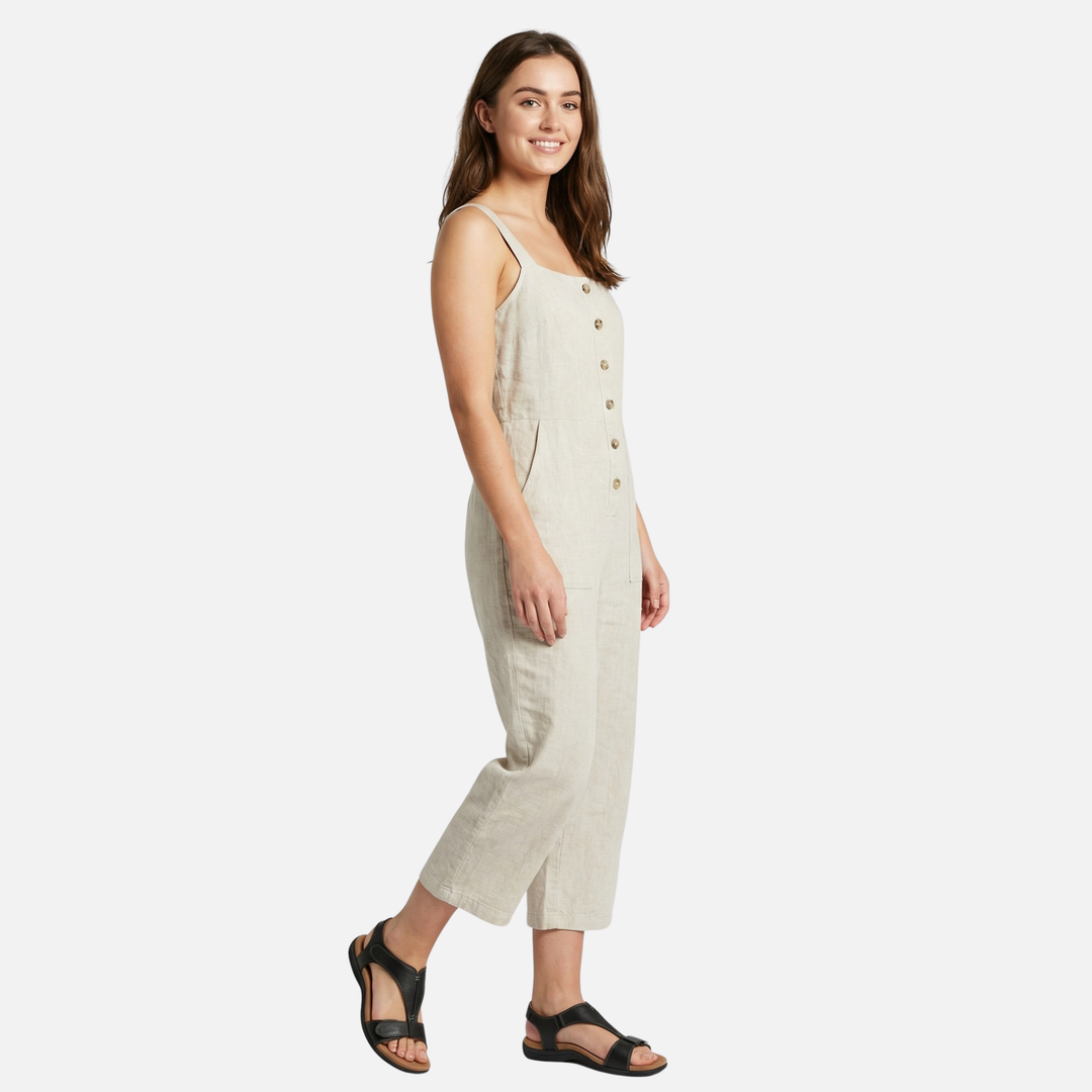 Open walking sandals with a lightweight, pre-shaped footbed for women