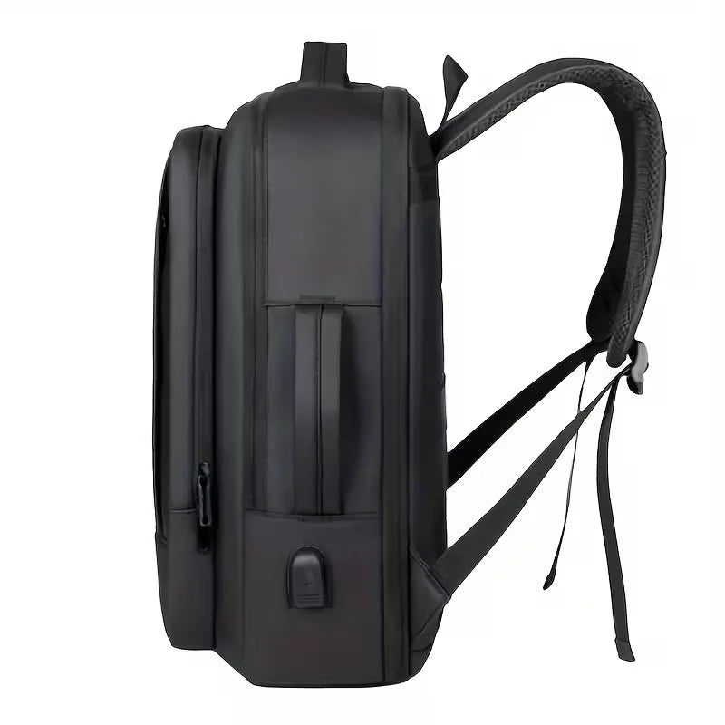 Praktischer_Rucksack_mit_integriertem_USB_Ladeanschluss_9
