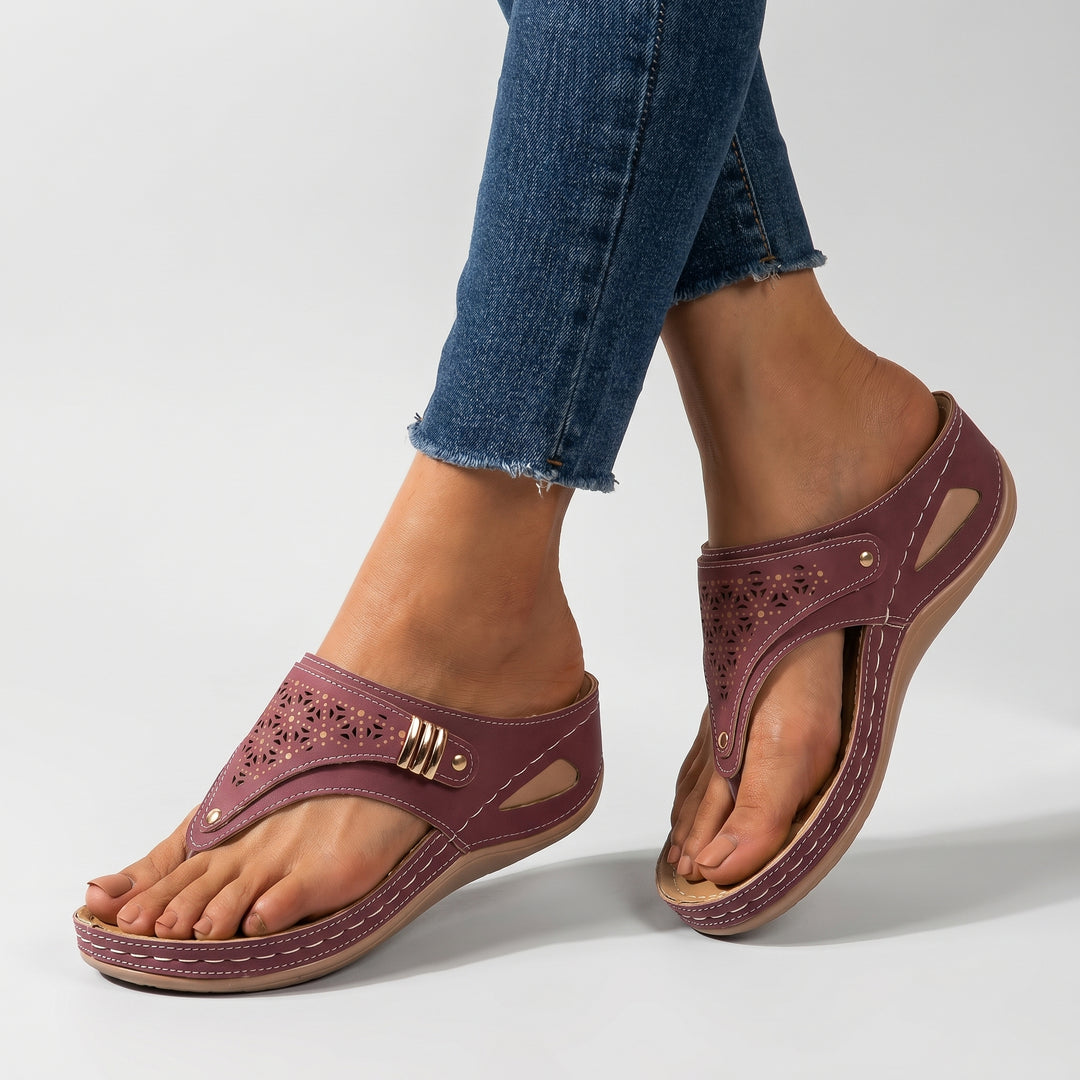 Sandalen_mit_Fussgewoelbestuetze_sowie_verstellbaren_Riemen_fuer_Damen_4