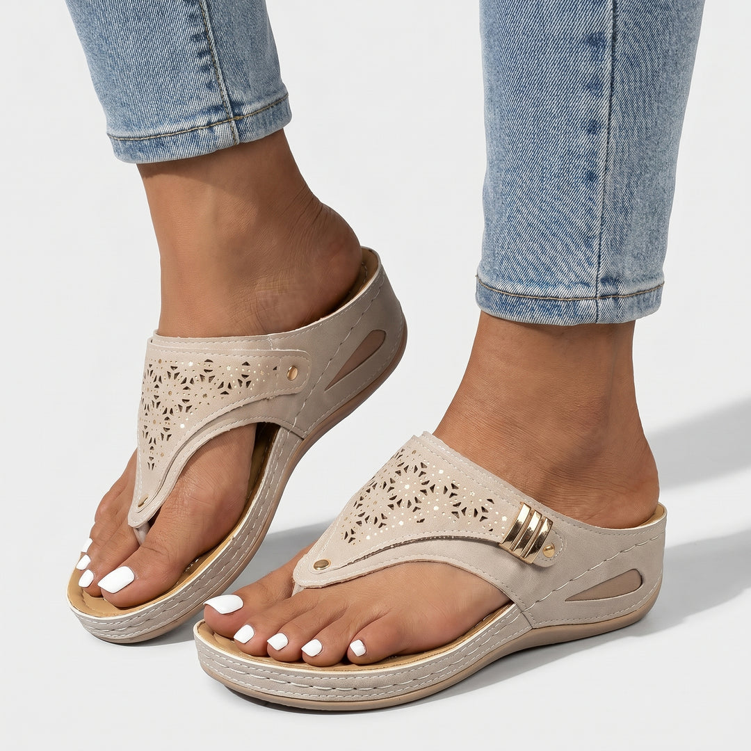 Sandalen_mit_Fussgewoelbestuetze_sowie_verstellbaren_Riemen_fuer_Damen_7