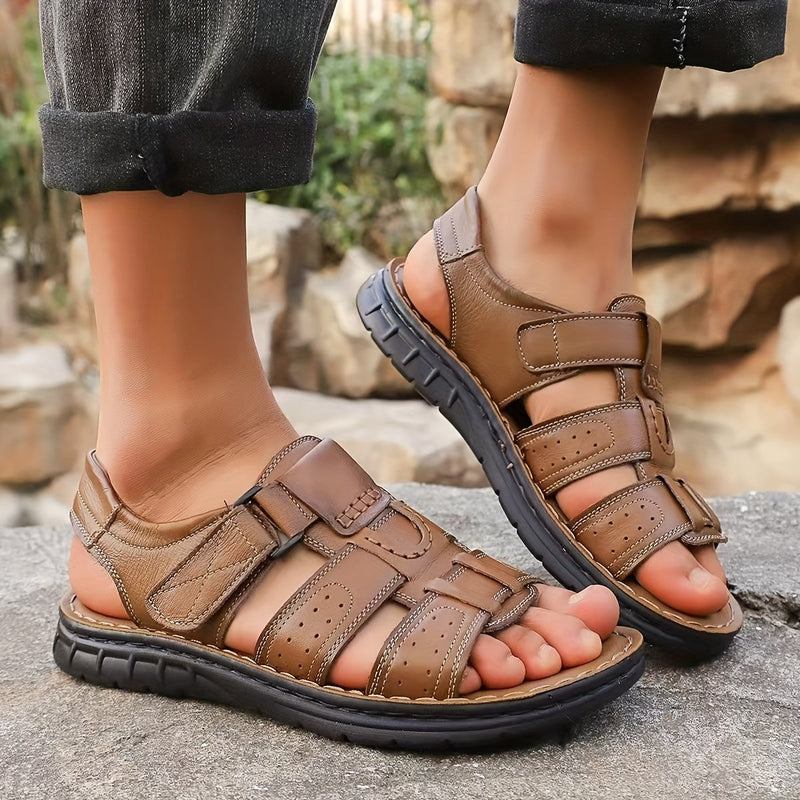 Sandalen_mit_Leder_Obermaterial_zum_Hineinschluepfen_fuer_Herren_3