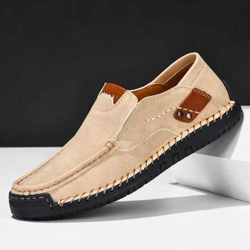 Schlupfschuhe_fuer_Herren_Integrierte_Fussstuetze_1