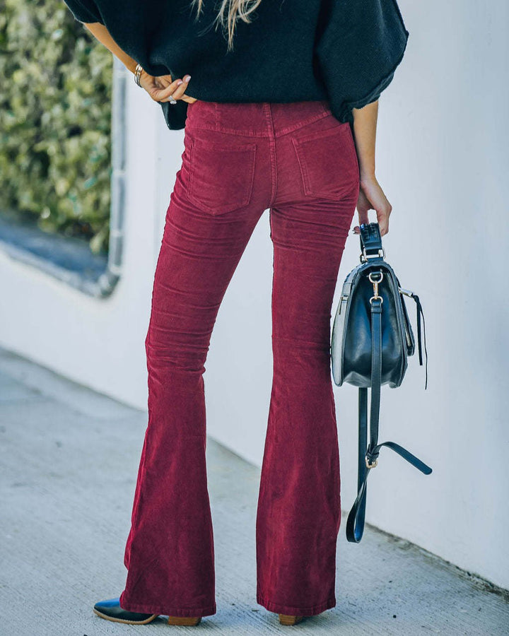 schlanke-schlaghosen-fur-damen-6.jpg
