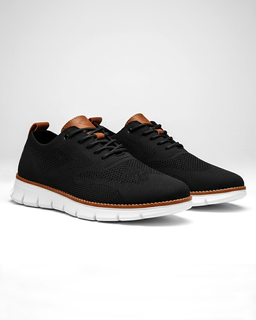 Scarpe sportive con lacci e suola antiscivolo da uomo