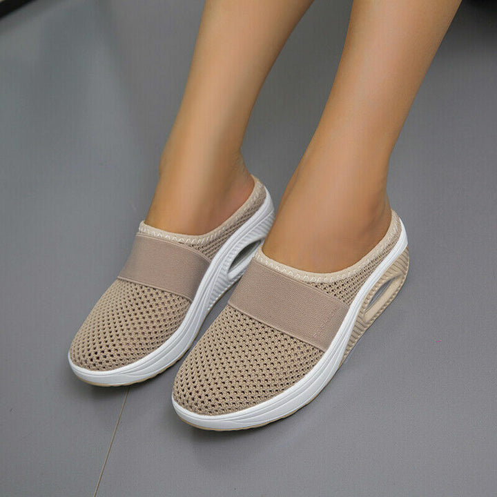 Slipper_fuer_Damen_Komfort_rutschfeste_Gummisohlen_7