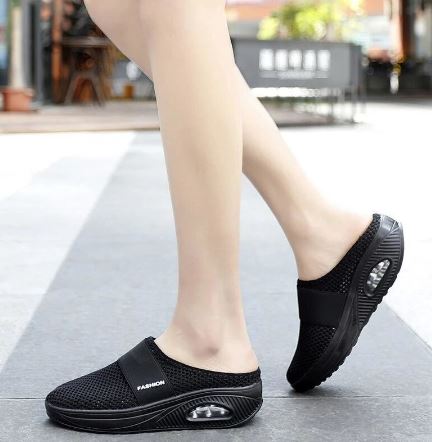 Slipper_fuer_Damen_Komfort_rutschfeste_Gummisohlen_8