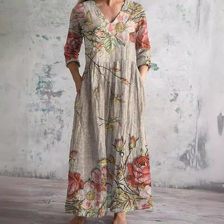 Sommerkleid_fuer_Damen_V_Ausschnitt_mit_Blumenmuster_1