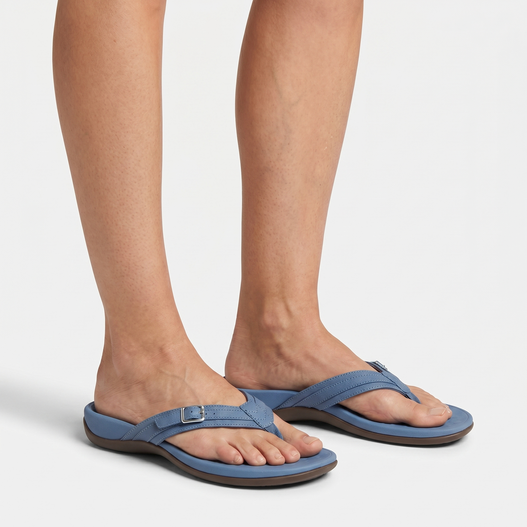 Alltägliche Flip-Flop-Sandalen mit verstellbarem Riemen für Damen